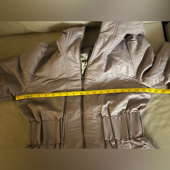 French Connection zip jacket/high collar.. thick elastic waist - Picture 4 of 4